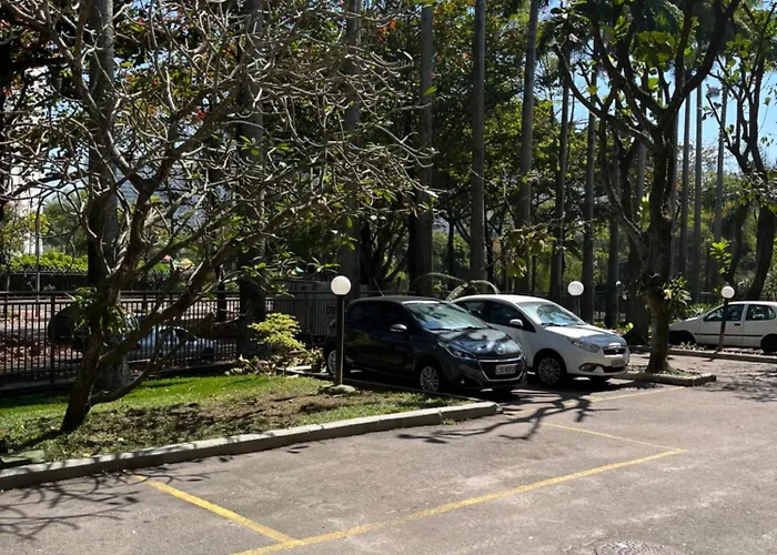 Cobertura Incrivel, Silenciosa E Familiar Com Sala Ampla, Cozinha Americana, 3 Quartos, Area Gourmet, Terraco Aberto Com Churrasqueira E Jacuzzi Na Praia Da Barra Da Tijuca - Rio De Janeiro - Apto Inteiro So Pra Voce